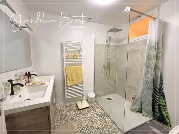 Maison de village en pierre 93m² (150m² surface utile) - 2 chambres - Terrasse 16m²