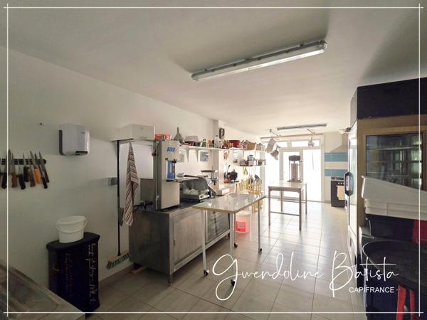 Maison de village en pierre 93m² (150m² surface utile) - 2 chambres - Terrasse 16m²