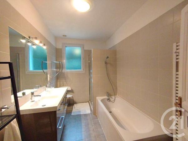 Maison à vendre  9 pièces - 325 m2 BERGERAC - 24