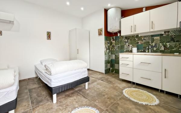 Maison à vendre    5 pièces •  Hyères