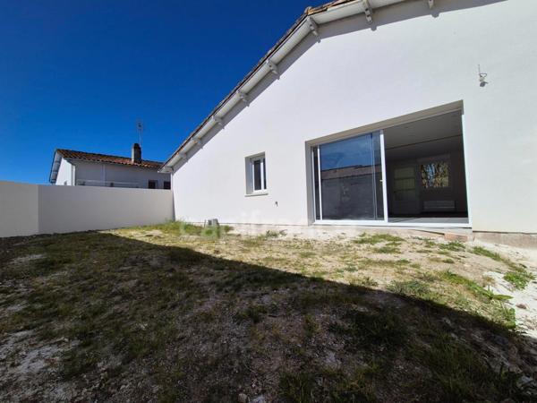 Maison à vendre 5 pièces BREUILLET (17)