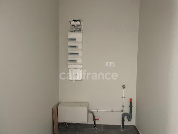 Maison à vendre 5 pièces BREUILLET (17)