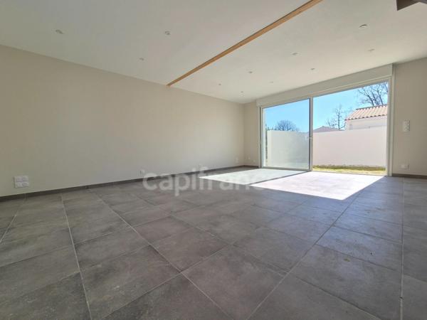 Maison à vendre 5 pièces BREUILLET (17)