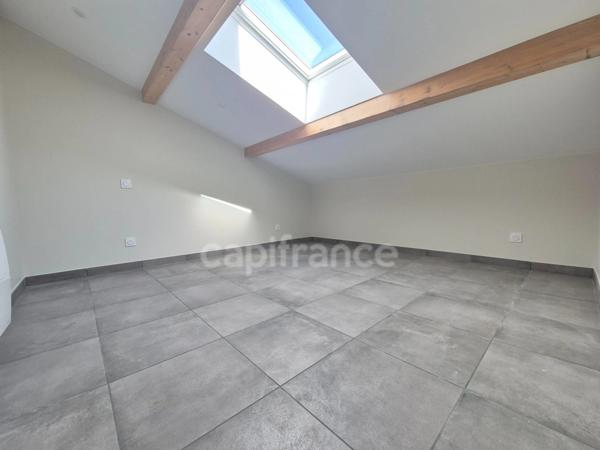 Maison à vendre 5 pièces BREUILLET (17)