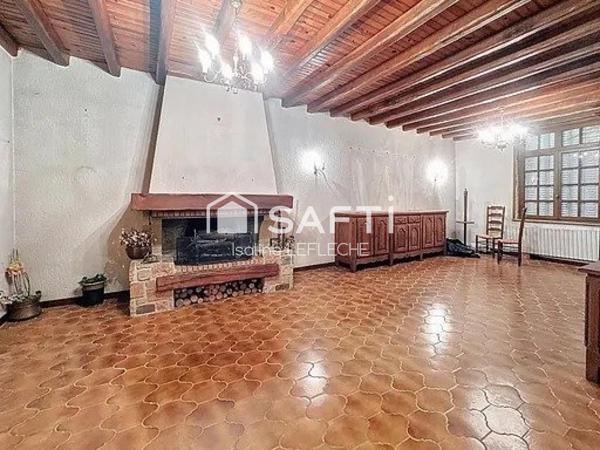 Maison en pierre meulière