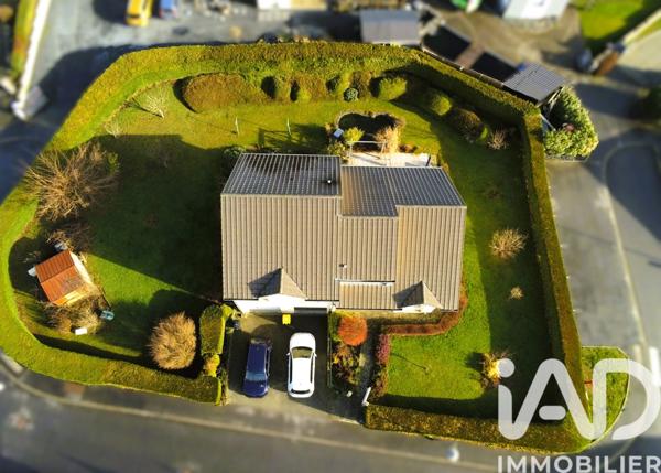 Maison à vendre 7 pièces 147 m² Cosnes-et-Romain