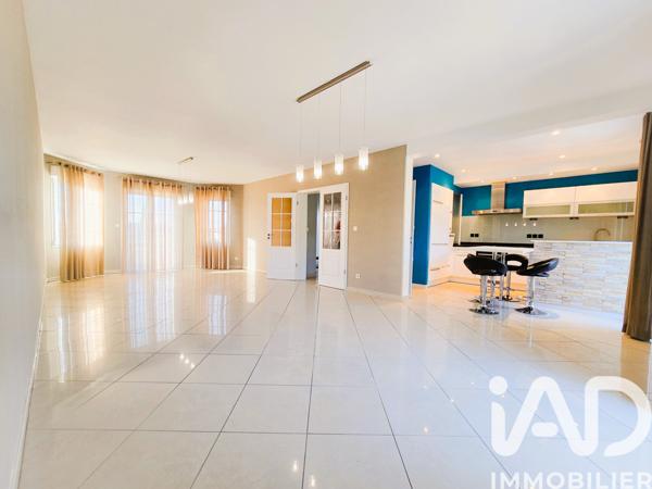 Maison à vendre 7 pièces 147 m² Cosnes-et-Romain