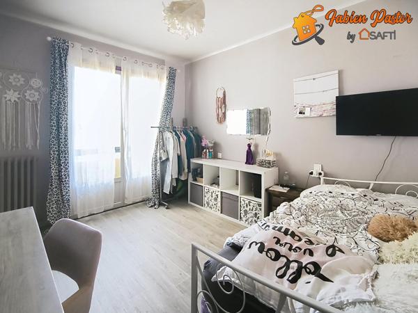 Appartement 4 pièces 97 m² 3ème étage avec ascenseur