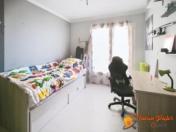 Appartement 4 pièces 97 m² 3ème étage avec ascenseur