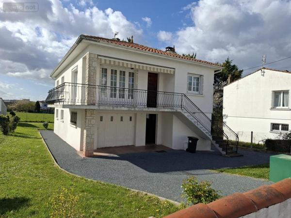 Maison à vendre à Saintes en Charente-Maritime (17100), ref : 17111-724