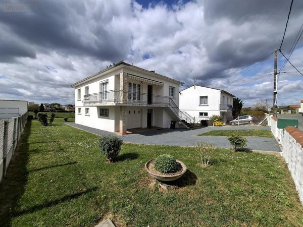 Maison à vendre à Saintes en Charente-Maritime (17100), ref : 17111-724