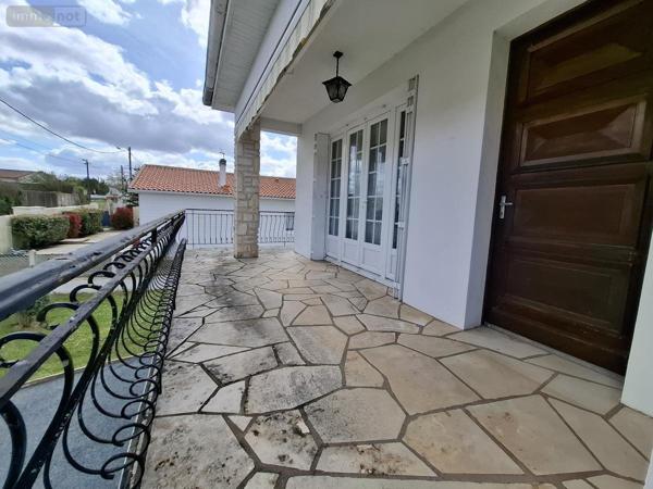 Maison à vendre à Saintes en Charente-Maritime (17100), ref : 17111-724