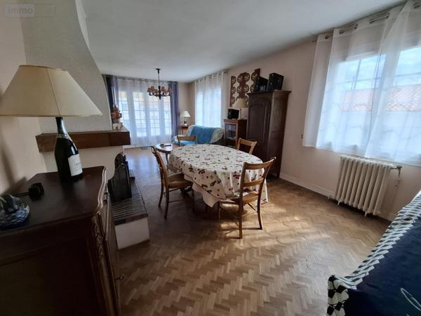 Maison à vendre à Saintes en Charente-Maritime (17100), ref : 17111-724
