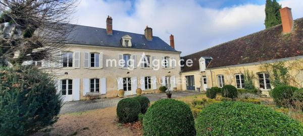 Maison à MONTOIRE-SUR-LE-LOIR, 41800 - 9 pièces 310m²