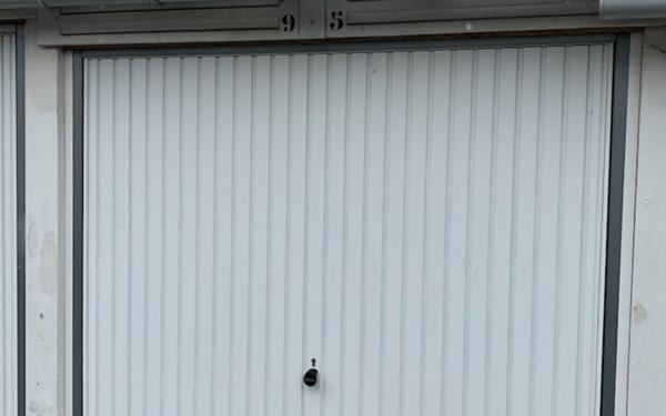 Stationnement à vendre    16 m2 Chambourcy