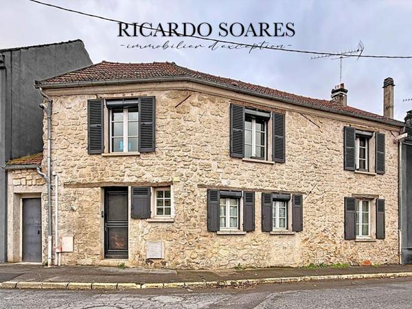 VEMARS 95470 - MAISON DE CARACTÈRE EN PIERRES / 3 CHAMBRES / GRENIER AMÉNAGEABLE / JARDIN / CAVE TOTAL