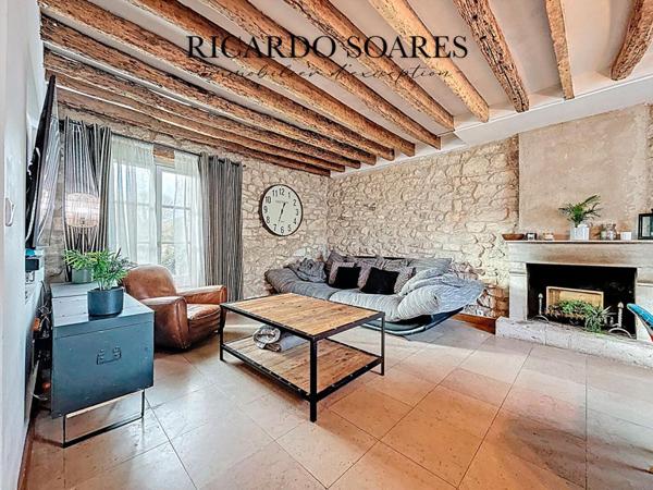 VEMARS 95470 - MAISON DE CARACTÈRE EN PIERRES / 3 CHAMBRES / GRENIER AMÉNAGEABLE / JARDIN / CAVE TOTAL