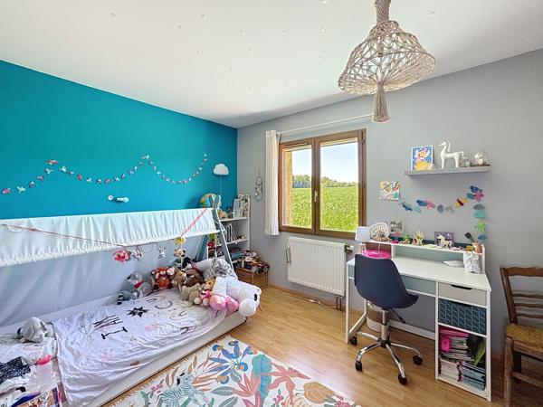 Simandres (69360) Maison familiale de 131m2 avec piscine 4 chambres lumineuse sans vis à vis