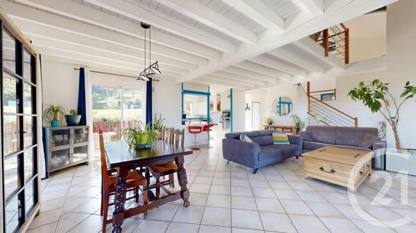 Maison à vendre  6 pièces - 146,14 m2 VILLEFRANQUE - 64