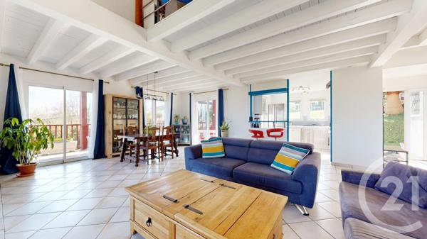 Maison à vendre  6 pièces - 146,14 m2 VILLEFRANQUE - 64