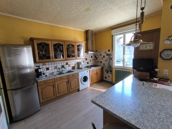 Maison à vendre 192 240 € Figeac 3 p 84 m² DPE D