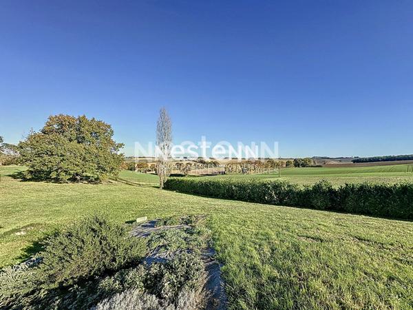 A vendre Maison 7 pièces 168 m2 avec garage, piscine, terrain