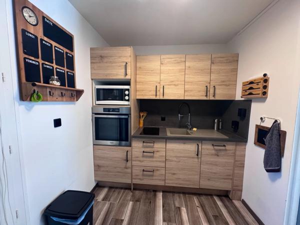 Pinède. Maison 3 pièces 50 m²