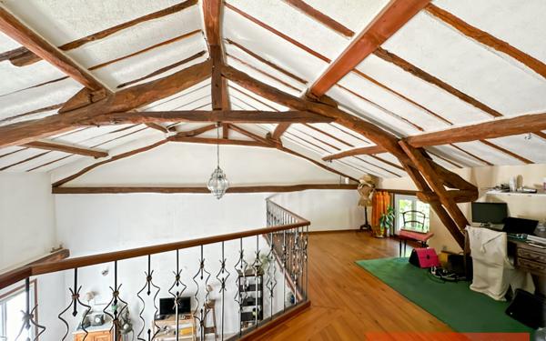 Maison à vendre    8 pièces •  Cadalen