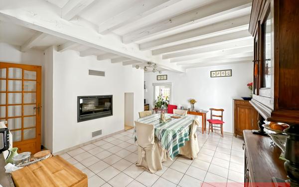 Maison à vendre    8 pièces •  Cadalen