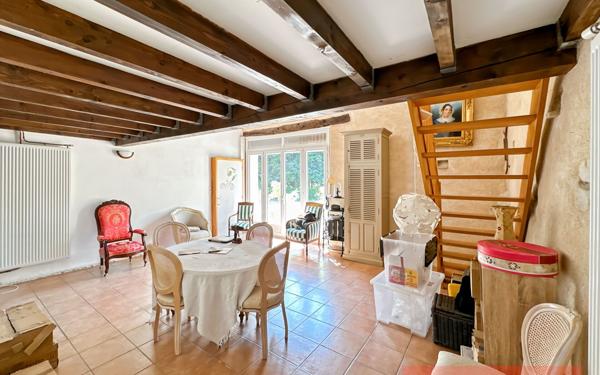 Maison à vendre    8 pièces •  Cadalen