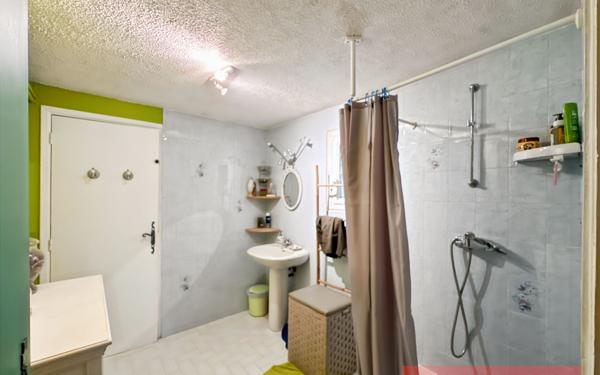 Maison à vendre    8 pièces •  Cadalen