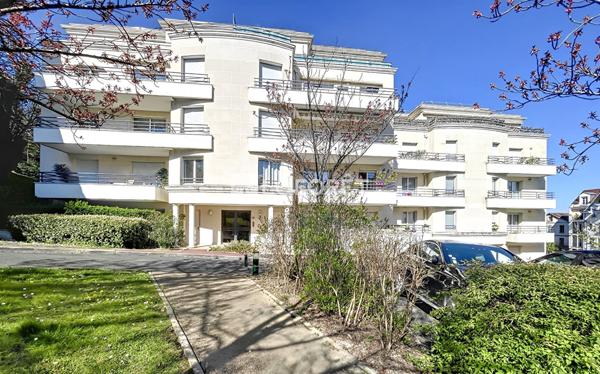 Achat appartement Le Plessis-Robinson - 5 pièce(s) - 102 m² - 580 000 €