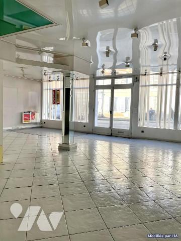 CHALONS EN CHAMPAGNE(51000) Secteur Rue Léon Bourgeois - LOCAL commercial pour environ 150m² 
