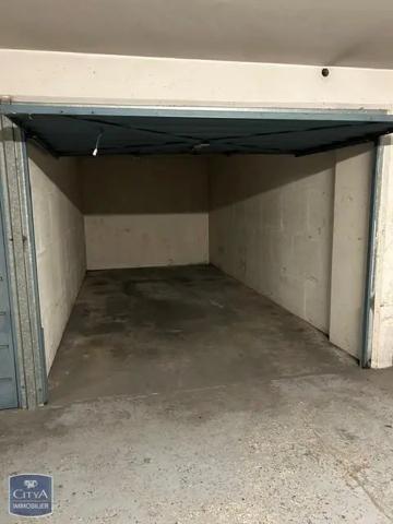 Parking à louer Courbevoie (92400)
