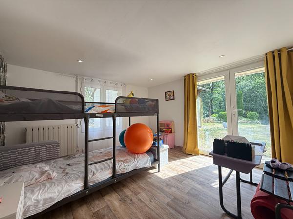 47300 LE LEDAT Maginifique villa au Lédat avec piscine et dépendances