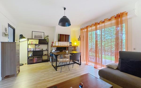 Appartement à vendre    4 pièces • 100 m2 Pau