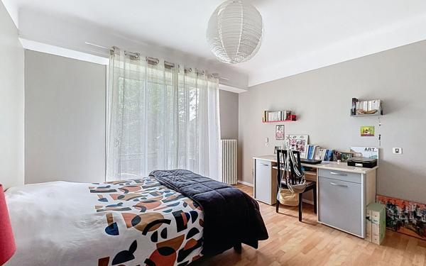 Appartement à vendre    4 pièces • 100 m2 Pau