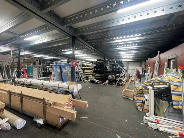 Vente Bureau-local Rochefort-IRB4356