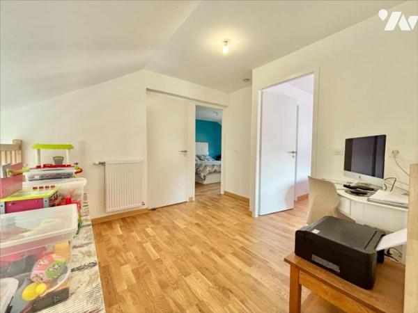 APPARTEMENT TYPE 4 DUPLEX DERNIER ETAGE + parking+ garage