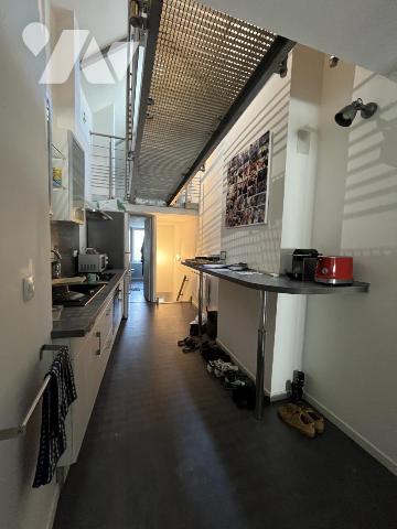 A VENDRE - IMMEUBLE MIXTE avec locataires en place