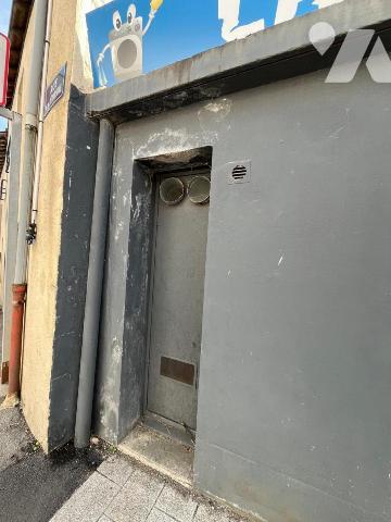 A VENDRE - IMMEUBLE MIXTE avec locataires en place