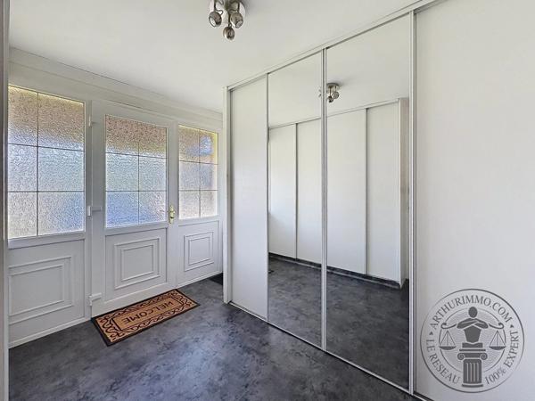 Vente                                                      Maison
                        
                     6 pièces                      134 m2                     à Auneau
