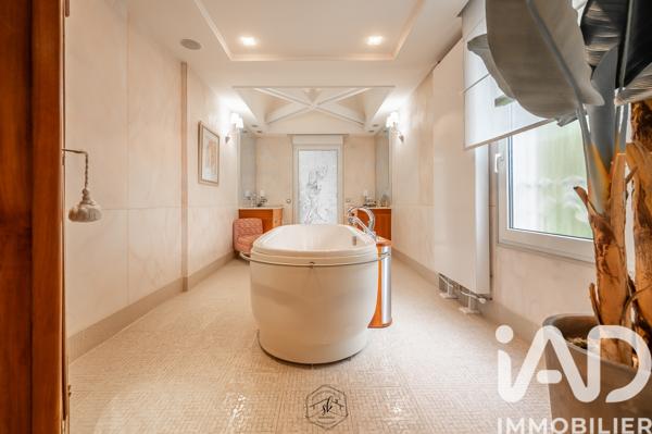 Maison à vendre 12 pièces 340 m² Hussigny-Godbrange
