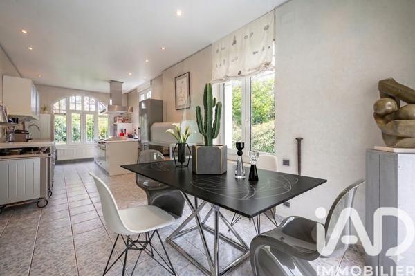 Maison à vendre 12 pièces 340 m² Hussigny-Godbrange