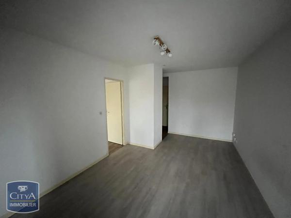 Appartement à louer 2 pièces 40.35m² Poitiers (86000)