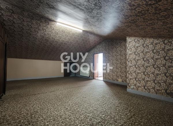 Carpentras Lègue - Maison de 7 pièce(s) de 210 m² avec 5 chambres, jardin et garage