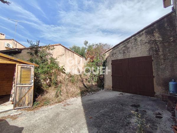 Carpentras Lègue - Maison de 7 pièce(s) de 210 m² avec 5 chambres, jardin et garage