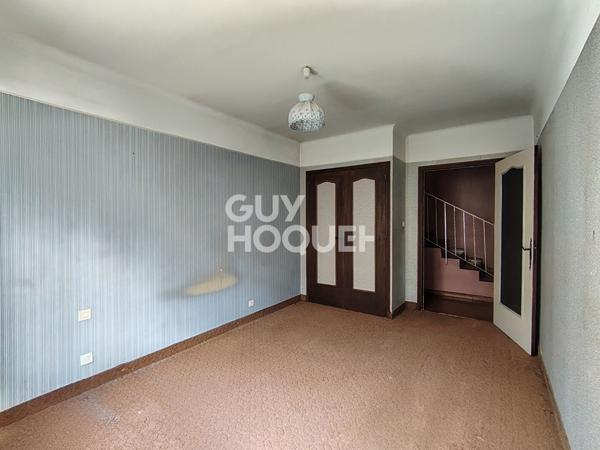 Carpentras Lègue - Maison de 7 pièce(s) de 210 m² avec 5 chambres, jardin et garage