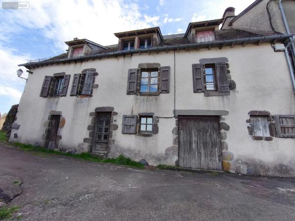 Maison à vendre à Salers dans le Cantal (15140), ref : 059-2002