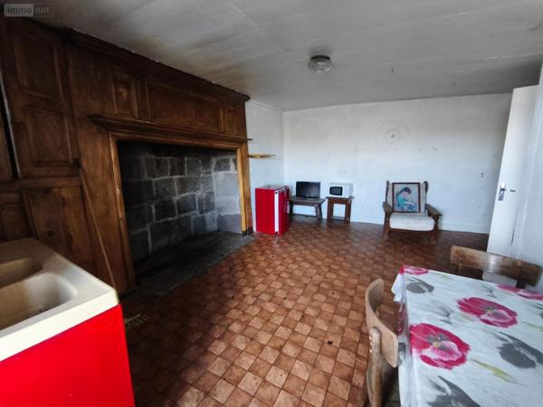 Maison à vendre à Salers dans le Cantal (15140), ref : 059-2002